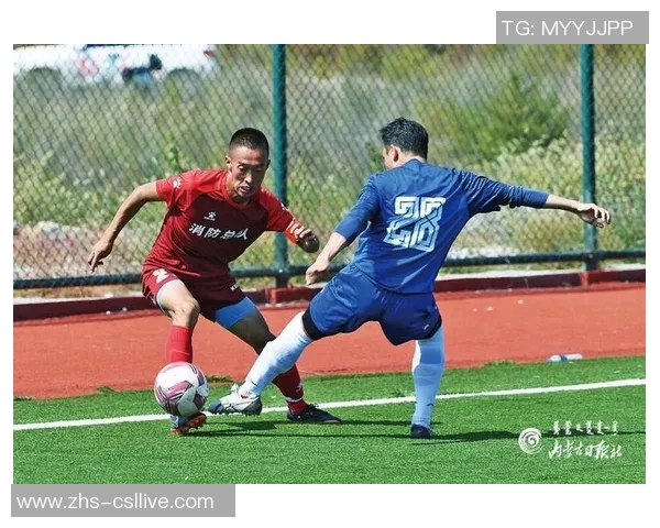 足球帝国的崛起与荣耀探秘：从草根到世界舞台的传奇之路